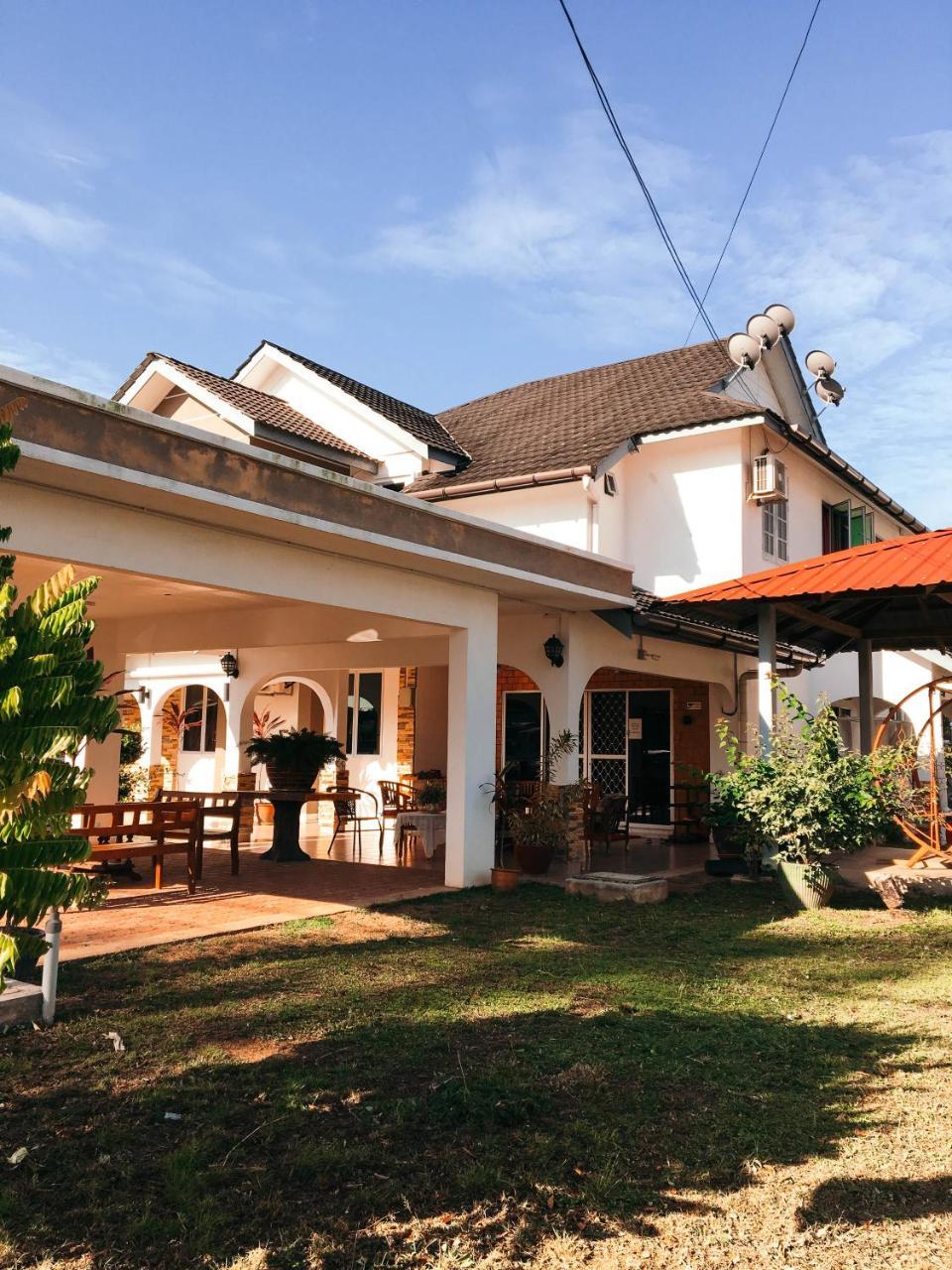 Sura Inn Dungun Zewnętrze zdjęcie