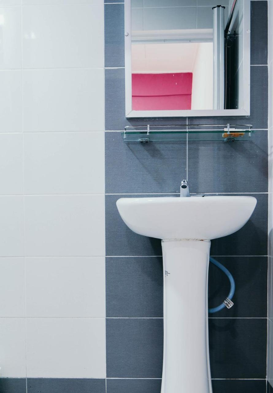 Sura Inn Dungun Zewnętrze zdjęcie