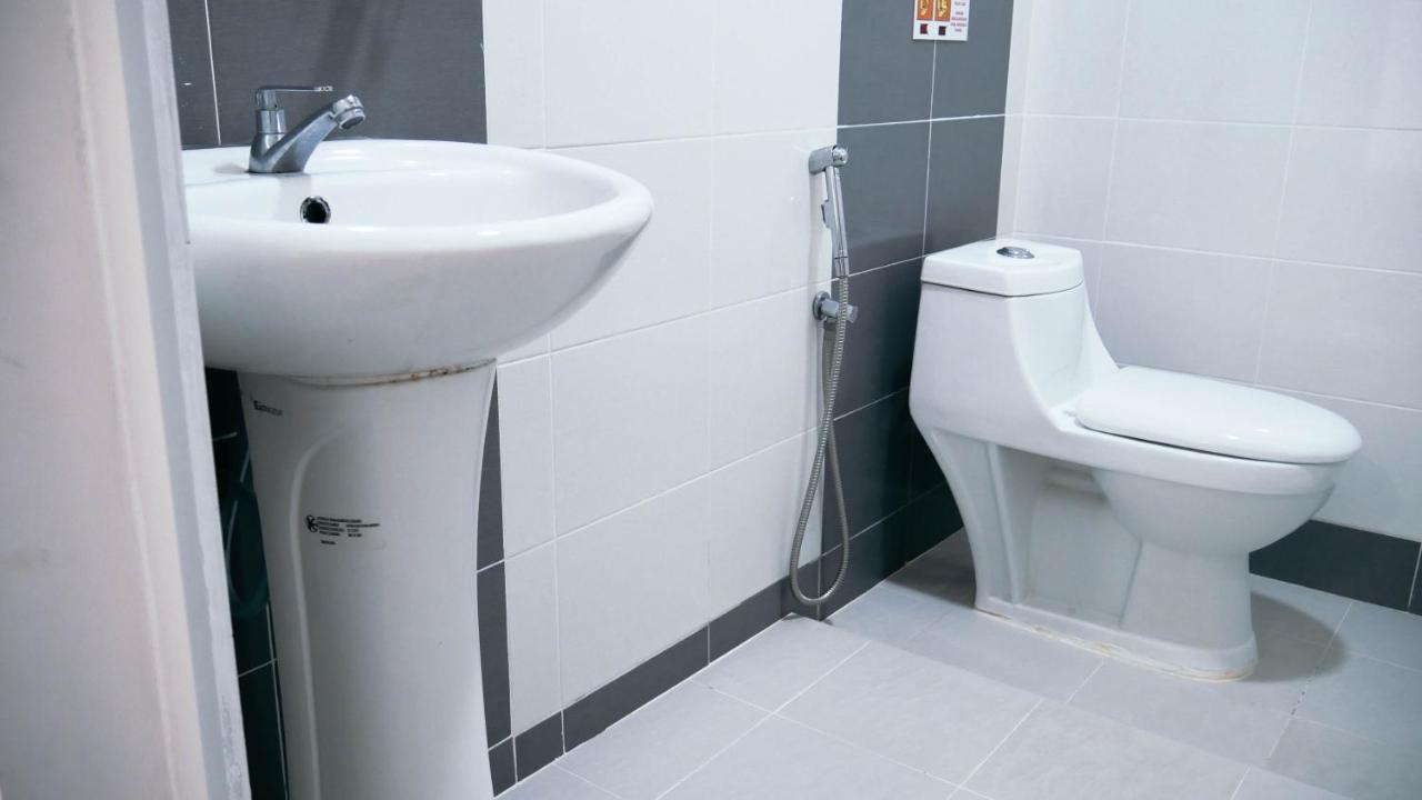Sura Inn Dungun Zewnętrze zdjęcie